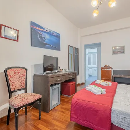 Bed & Breakfast Impruneta28 4*